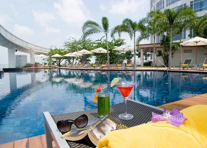 Hotel Centara Grand At Centralworld 5*