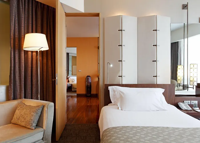 Centara Grand At Centralworld Hotel
