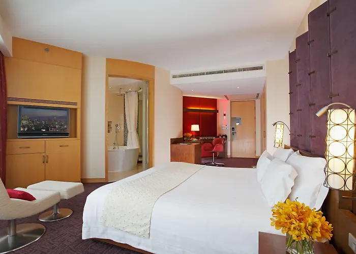 Centara Grand At Centralworld 5*